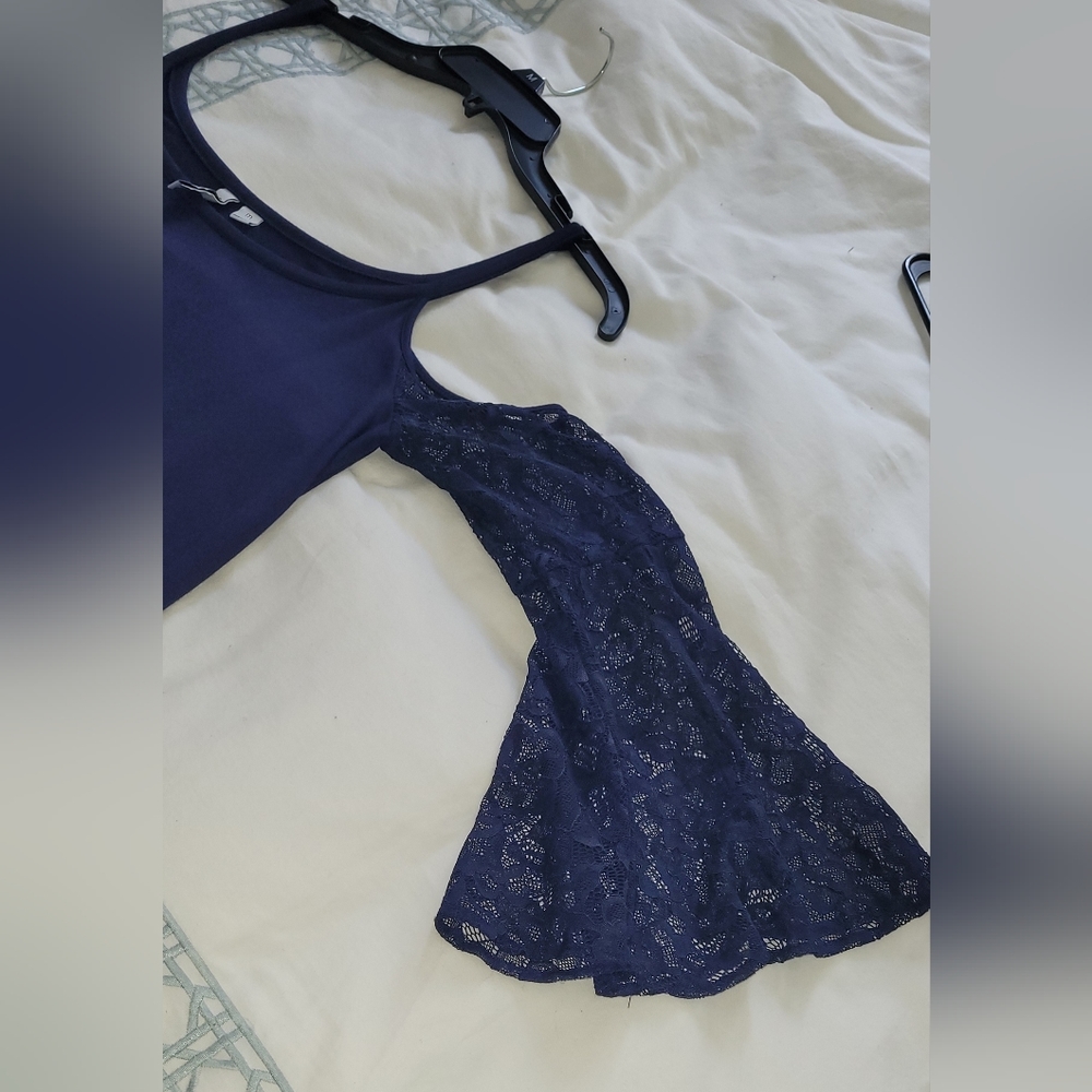 Womens top - Picture 4 of 5